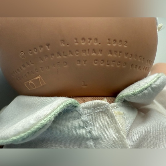 Vintage Coleco Cabbage Patch Preemie Blonde Hair with Blue Eyes - Picture 4 of 15